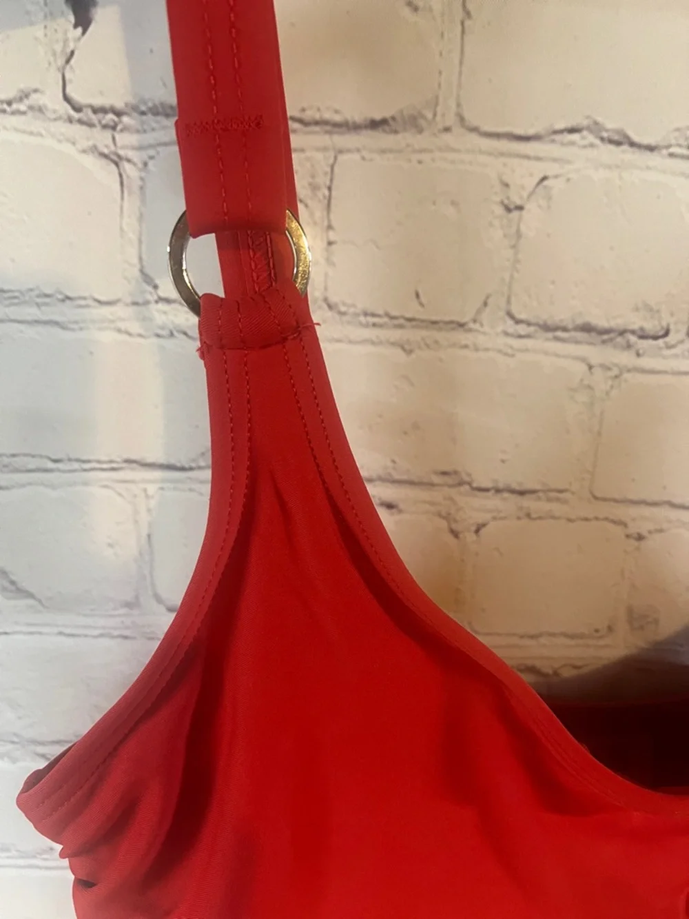 DKNY One piece tummy compression Red Swimsuit, stretch, UPF 40+, removable cups - Picture 3 of 8